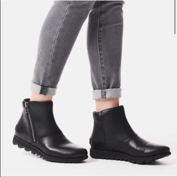 Sorel Shoes - Sorel Harlow Leather Side Zip Bootie Size 8.5 Wmn